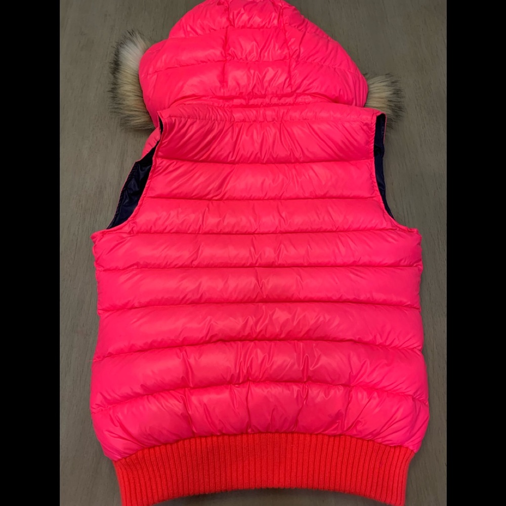 AMERICAN EAGLE OUTFITTERS PINK PUFFER VEST - Picture 2 of 4